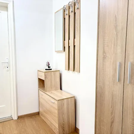 Seaside 2br 아파트 *